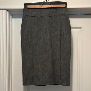 Elegant Gray Pencil Skirt